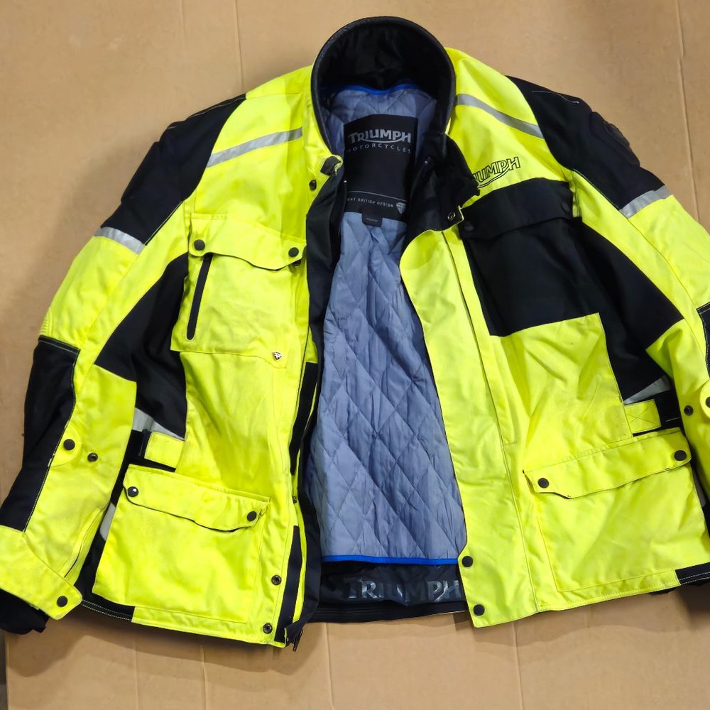 Motorcycle jacket